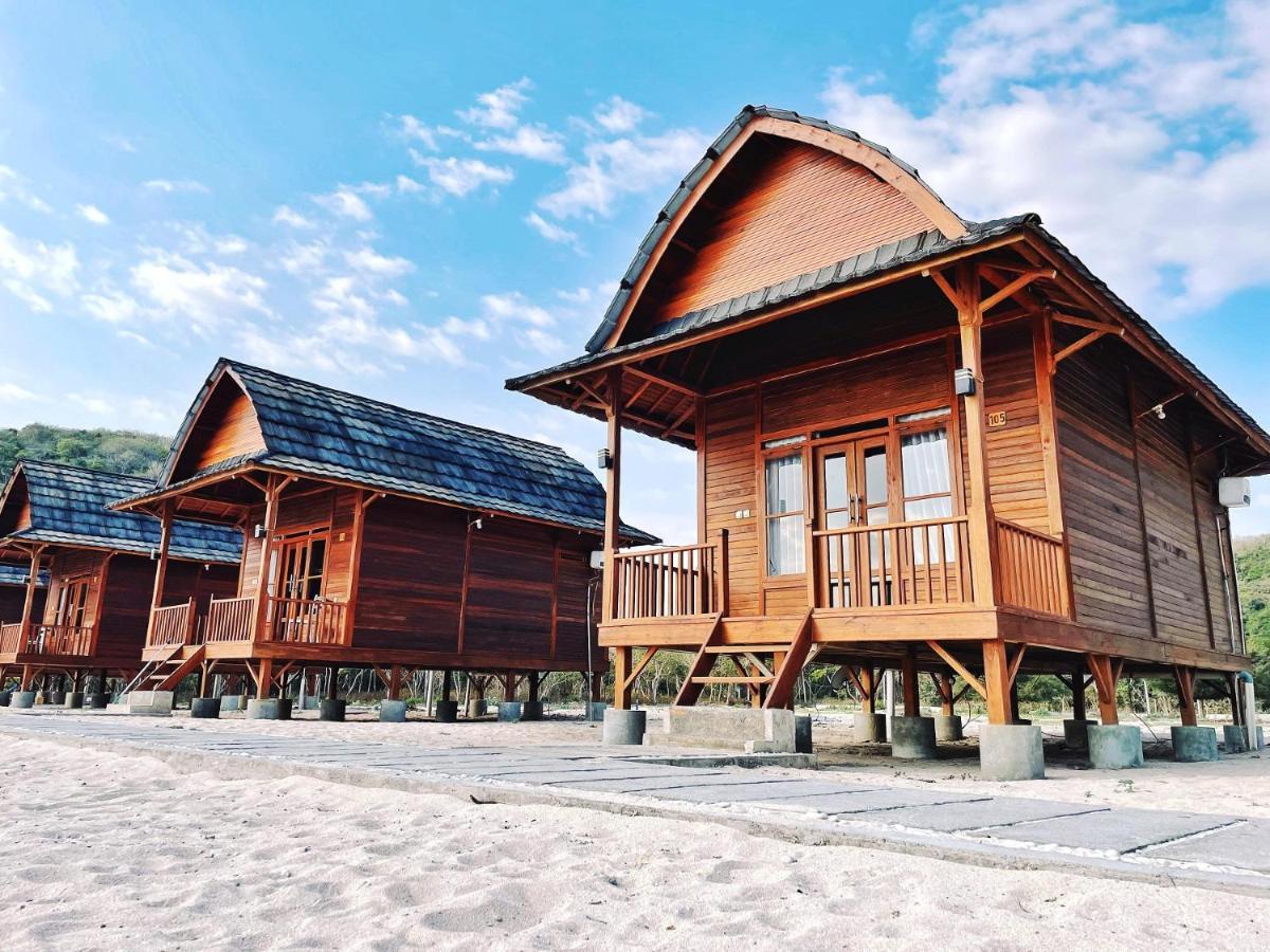 Azana Essence Villa Tabitha Lombok Bumbang Екстериор снимка