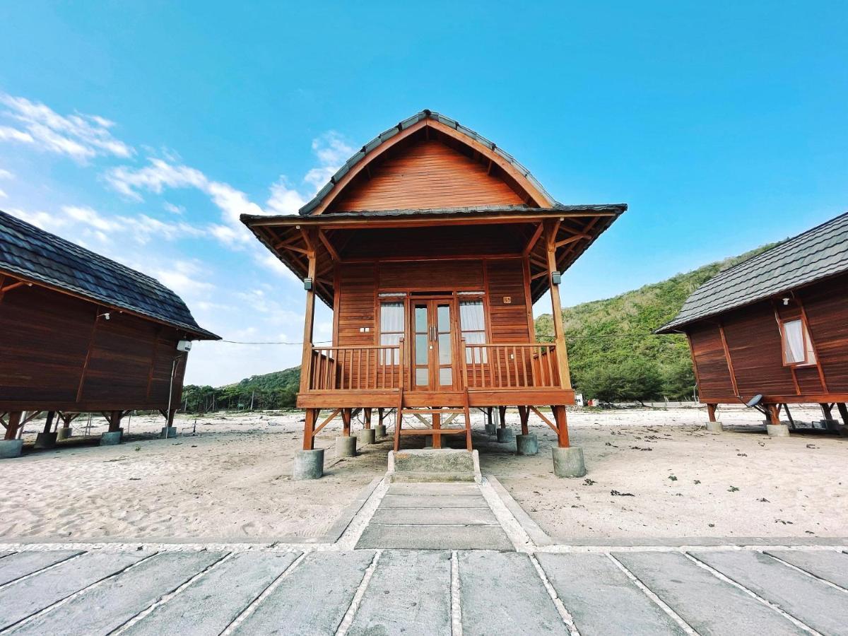 Azana Essence Villa Tabitha Lombok Bumbang Екстериор снимка